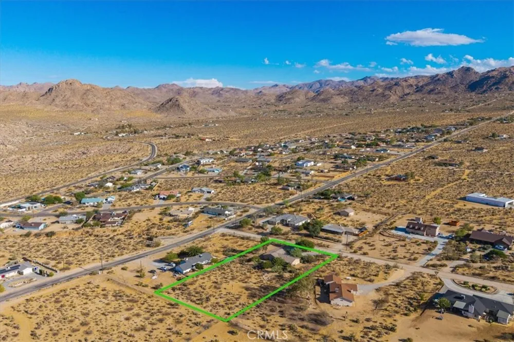 61676 Pueblo Trail Joshua Tree, CA 92252