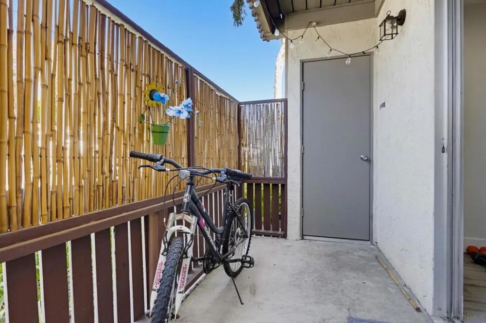 432 Edgehill Ln #3 Oceanside, CA 92054