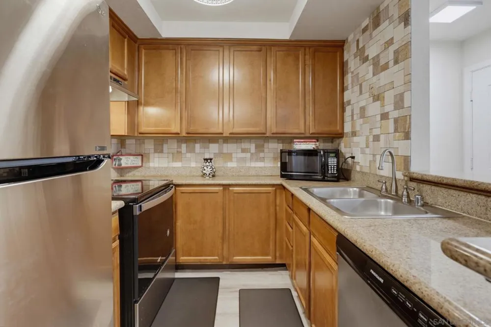 432 Edgehill Ln #3 Oceanside, CA 92054