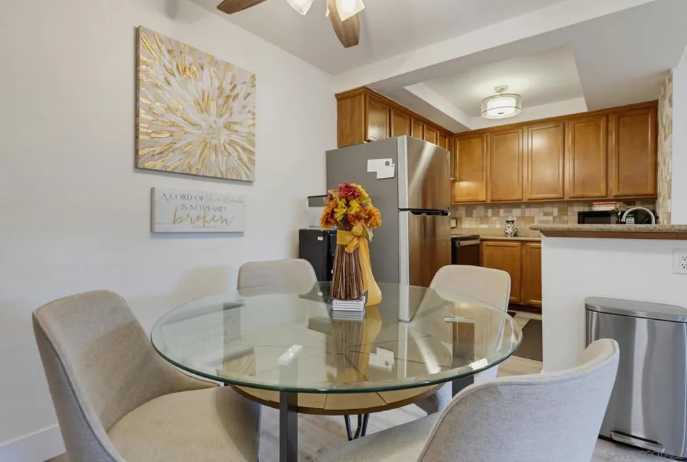 432 Edgehill Ln #3 Oceanside, CA 92054