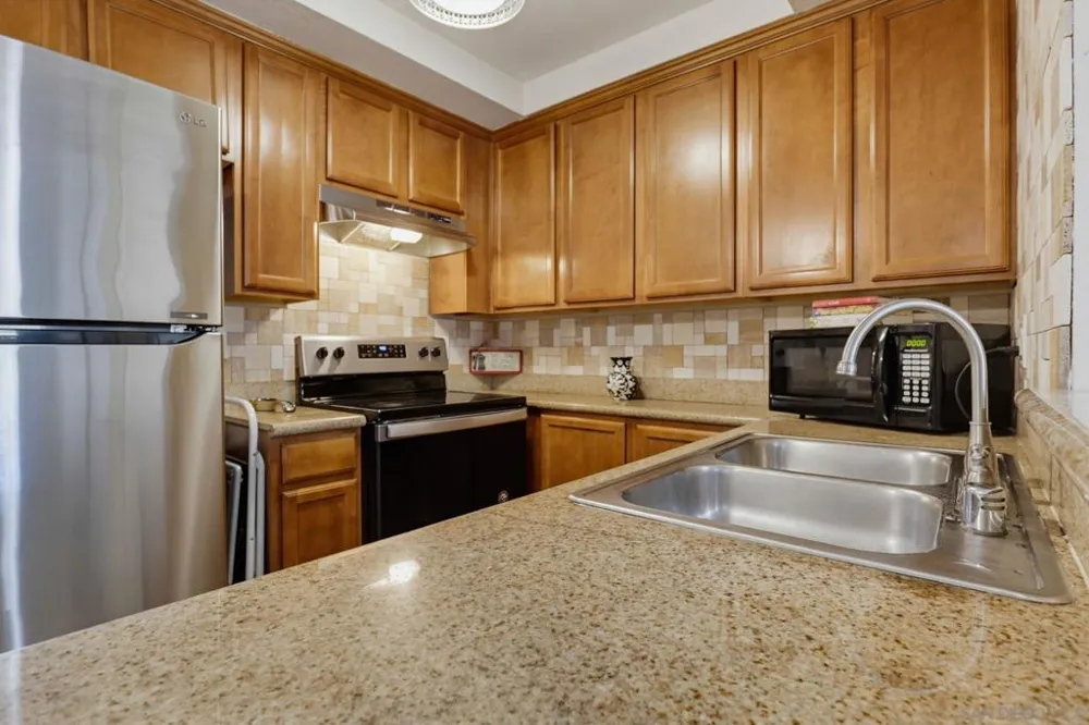 432 Edgehill Ln #3 Oceanside, CA 92054