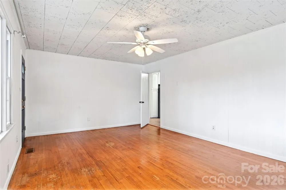 2406 Nix Creek Road Marion, NC 28752