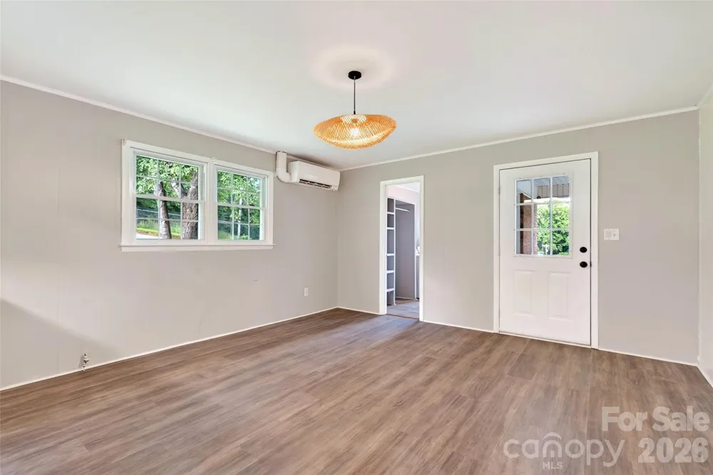 2406 Nix Creek Road Marion, NC 28752