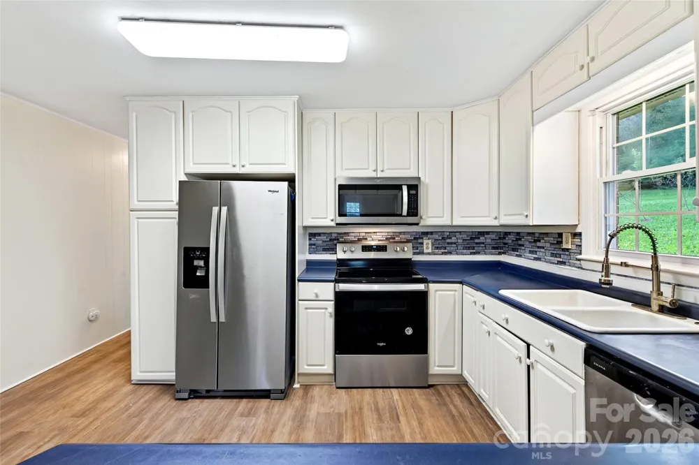 2406 Nix Creek Road Marion, NC 28752
