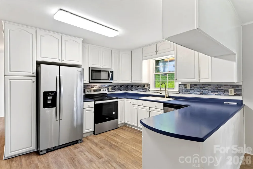 2406 Nix Creek Road Marion, NC 28752