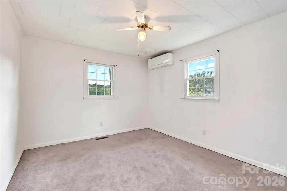 2406 Nix Creek Road Marion, NC 28752