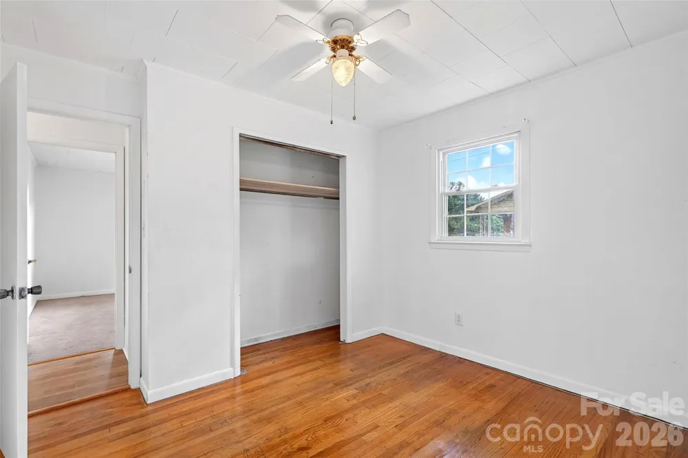 2406 Nix Creek Road Marion, NC 28752