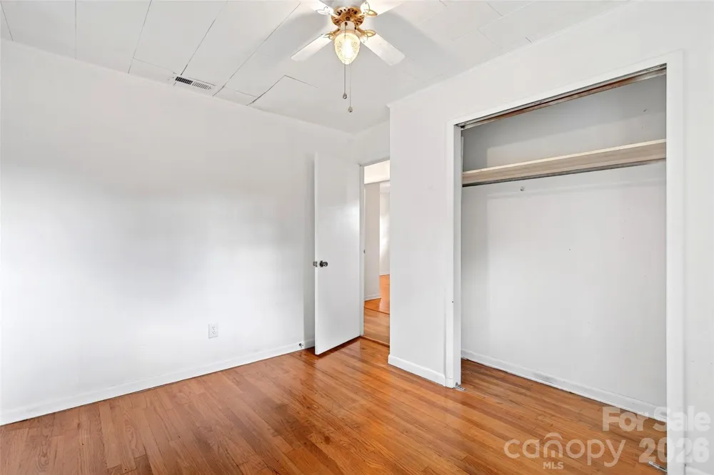 2406 Nix Creek Road Marion, NC 28752