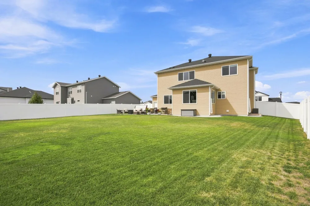 3606 Cordova Loop S Fargo, ND 58104
