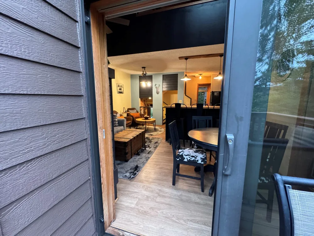527 Moose Mountain Drive Lutsen, MN 55615