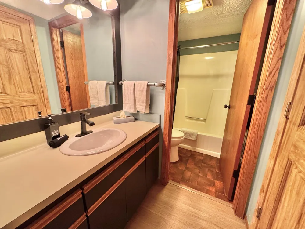527 Moose Mountain Drive Lutsen, MN 55615