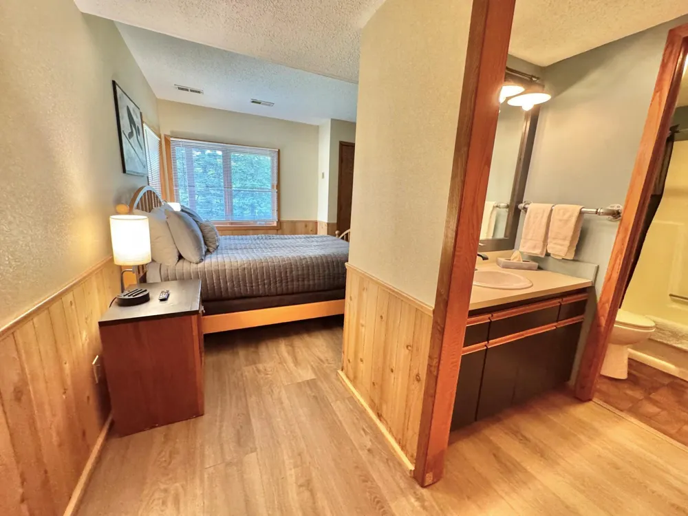 527 Moose Mountain Drive Lutsen, MN 55615
