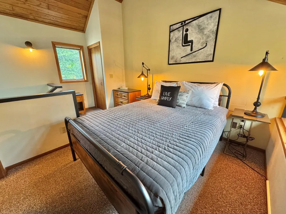527 Moose Mountain Drive Lutsen, MN 55615