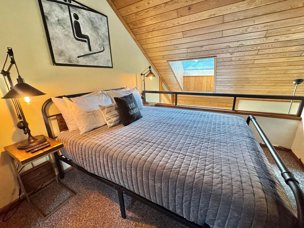 527 Moose Mountain Drive Lutsen, MN 55615