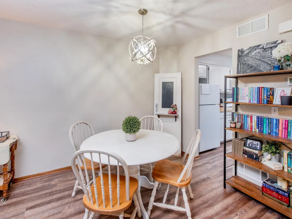 1883 County Road E E White Bear Lake, MN 55110
