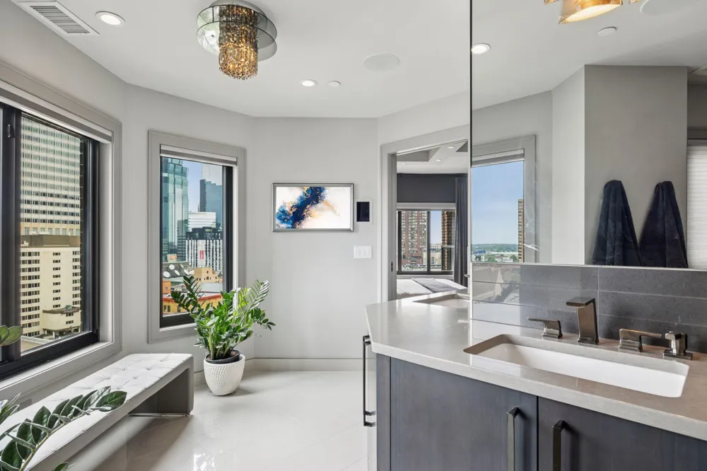 1201 Yale Place #1110 Minneapolis, MN 55403