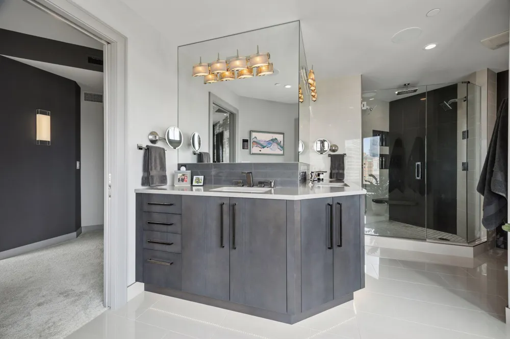 1201 Yale Place #1110 Minneapolis, MN 55403