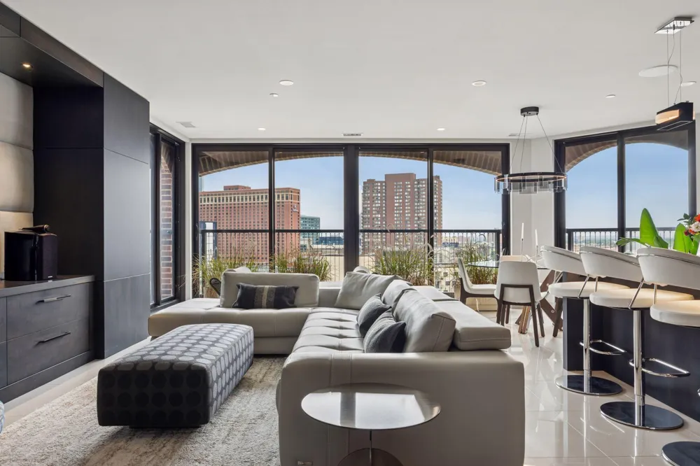 1201 Yale Place #1110 Minneapolis, MN 55403