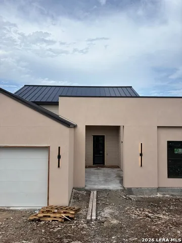 1197 SPICE WOOD RD