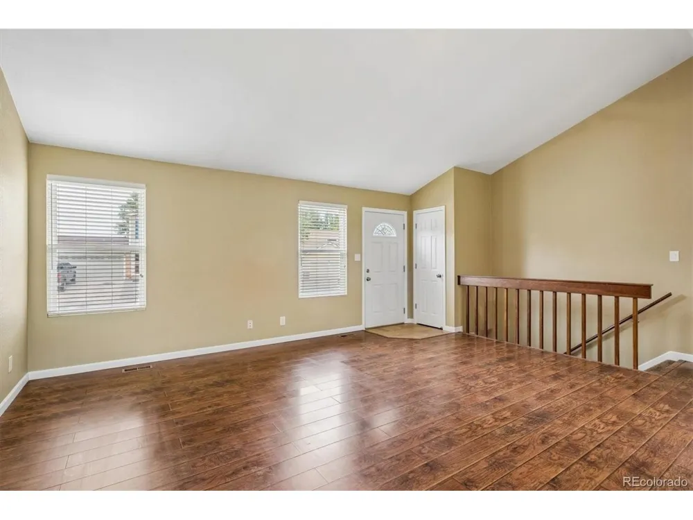 10668 W Ida Avenue Littleton, CO 80127
