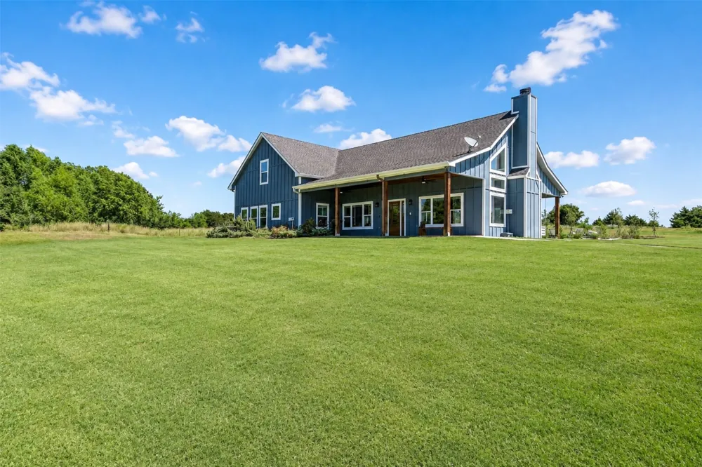 3740 County Road 494 Princeton, TX 75407