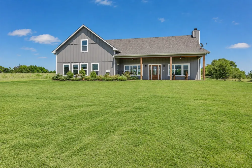 3740 County Road 494 Princeton, TX 75407