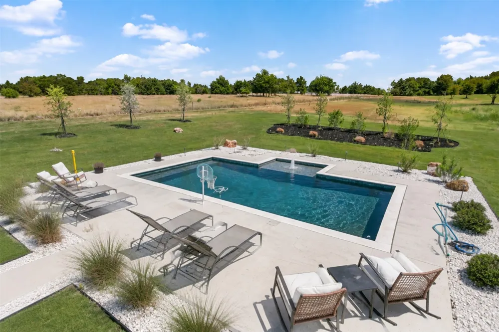 3740 County Road 494 Princeton, TX 75407
