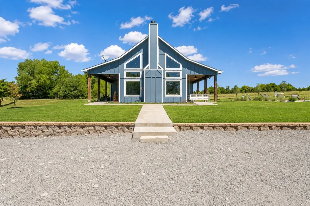 3740 County Road 494 Princeton, TX 75407