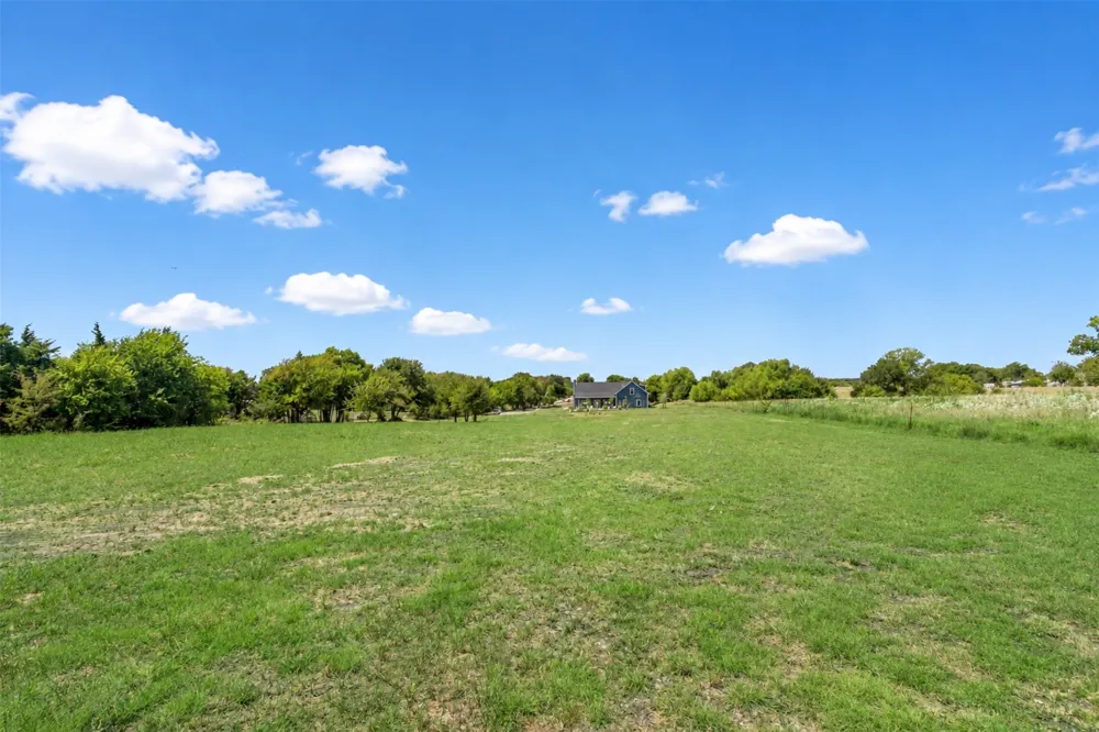 3740 County Road 494 Princeton, TX 75407
