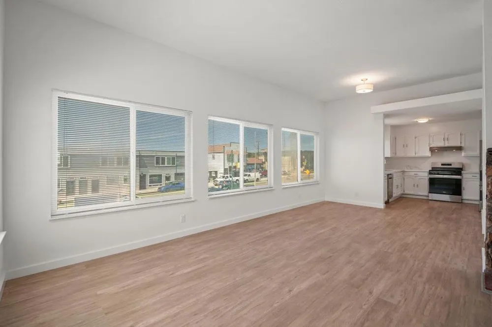 1625 Palmetto Avenue Pacifica, CA 94044