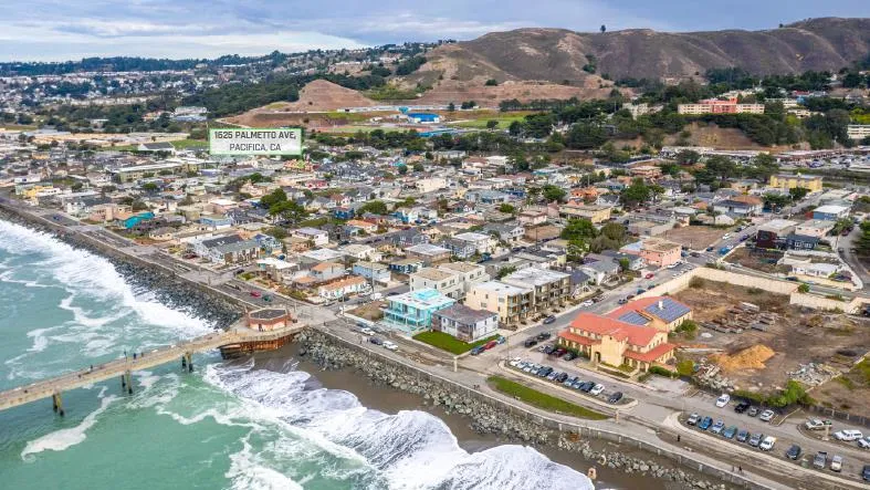 1625 Palmetto Avenue Pacifica, CA 94044