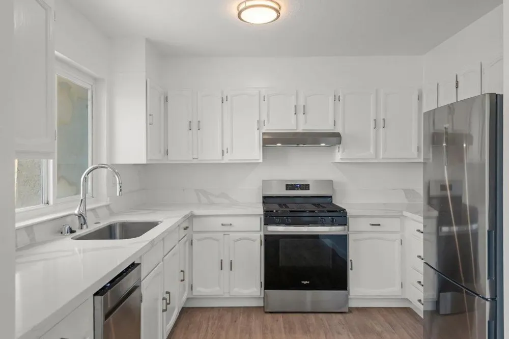 1625 Palmetto Avenue Pacifica, CA 94044