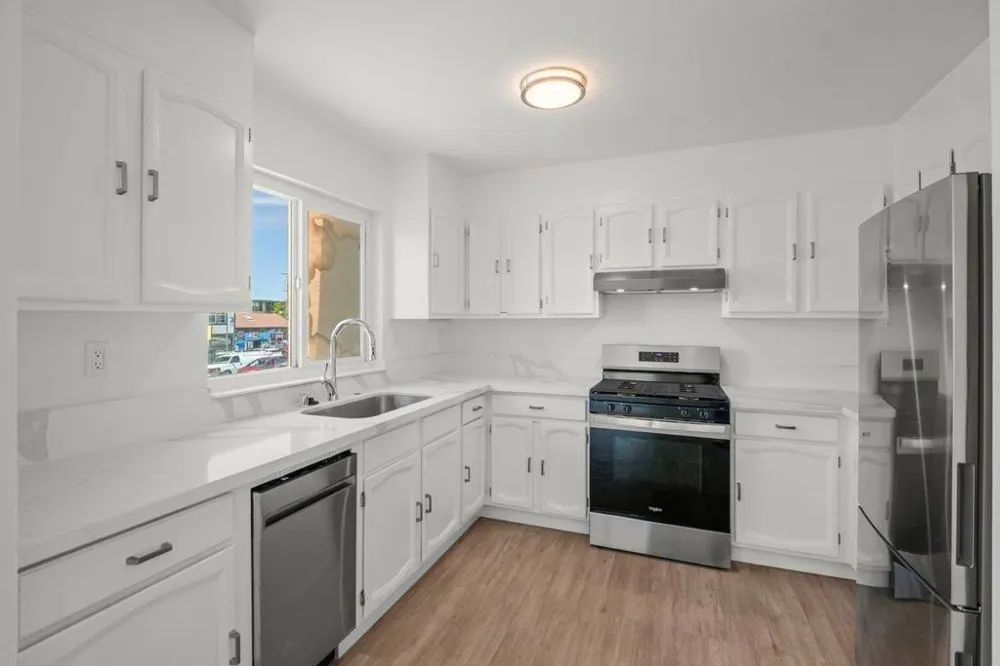 1625 Palmetto Avenue Pacifica, CA 94044