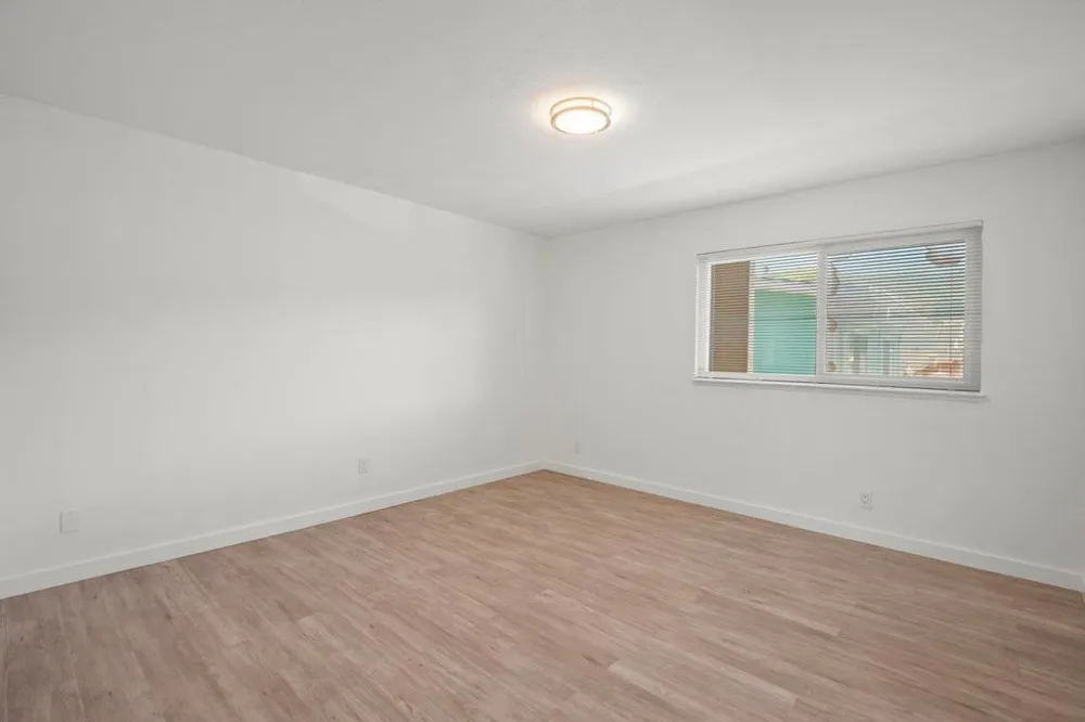 1625 Palmetto Avenue Pacifica, CA 94044
