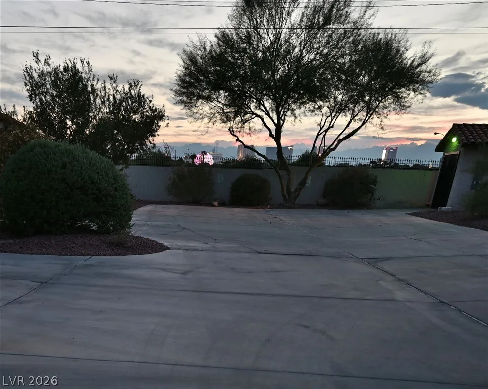 3133 Pradera Circle Las Vegas, NV 89121