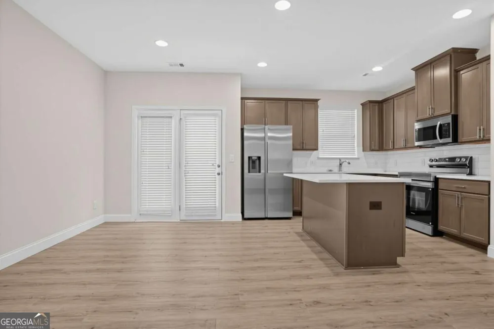 4933 Longview WALK Decatur, GA 30035