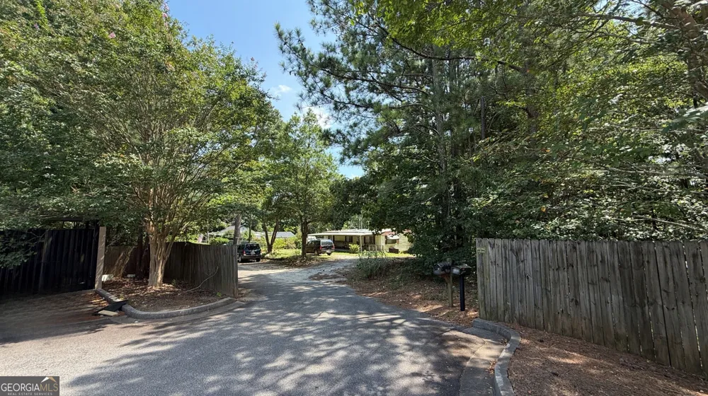 19 Hosiery Mill RD Dallas, GA 30157