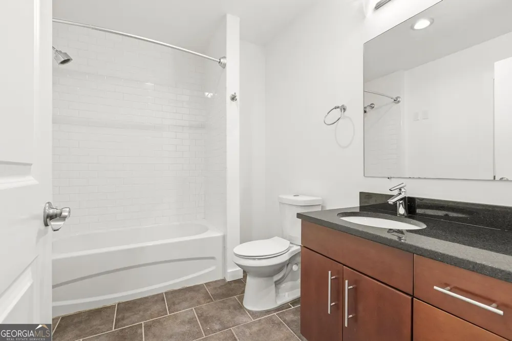890 Memorial DR SE Atlanta, GA 30316