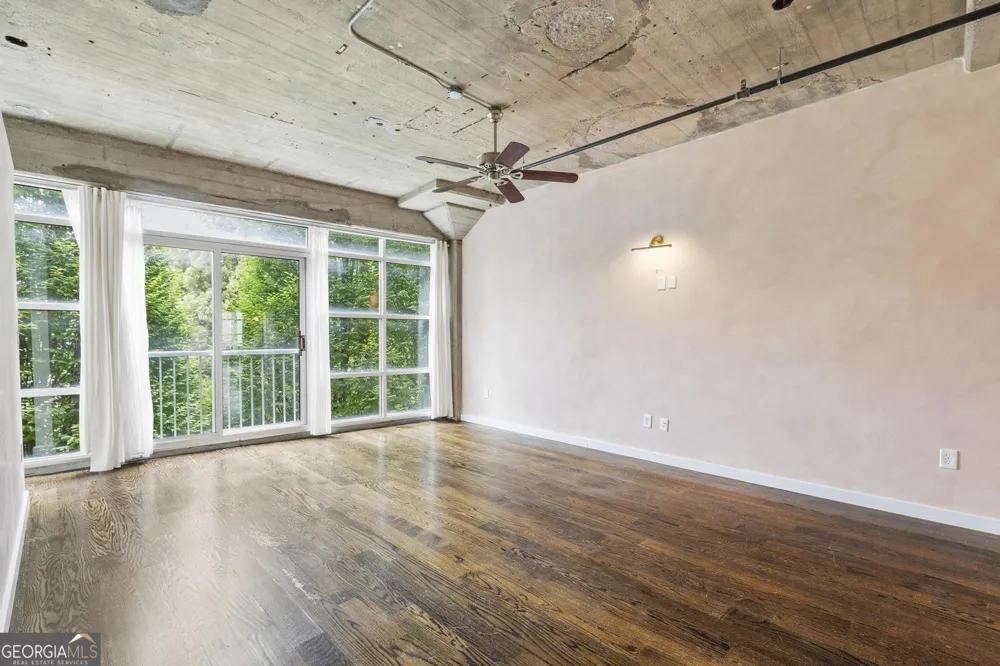 890 Memorial DR SE Atlanta, GA 30316
