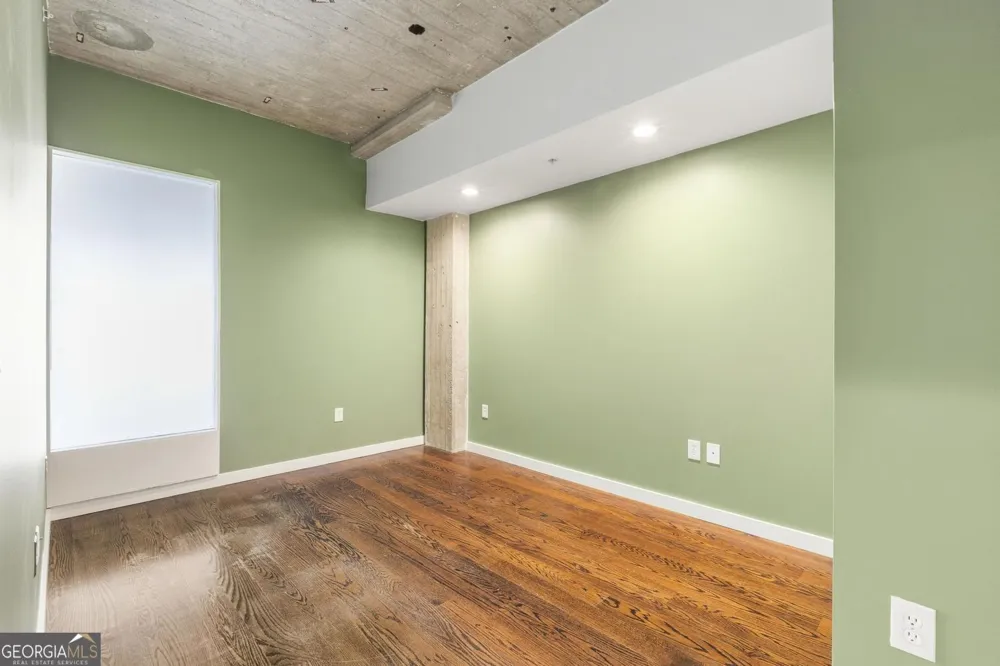 890 Memorial DR SE Atlanta, GA 30316