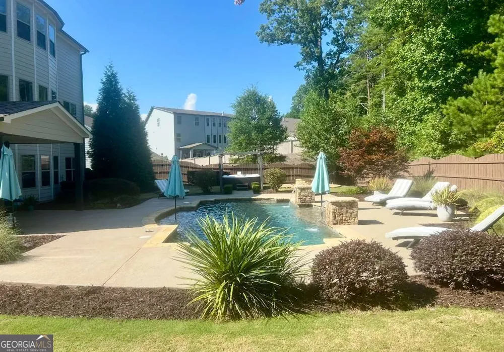 41 Lake Sydney DR Dawsonville, GA 30534