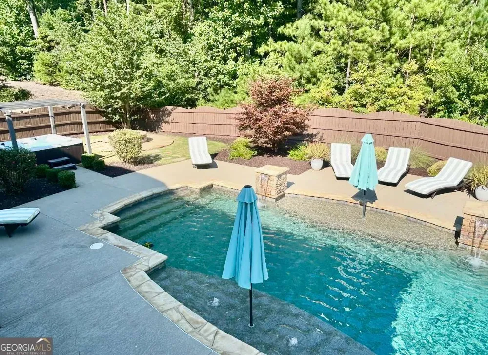 41 Lake Sydney DR Dawsonville, GA 30534