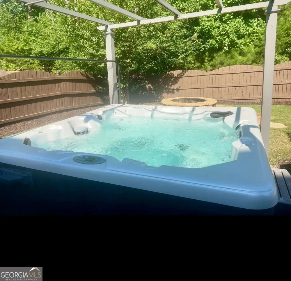 41 Lake Sydney DR Dawsonville, GA 30534