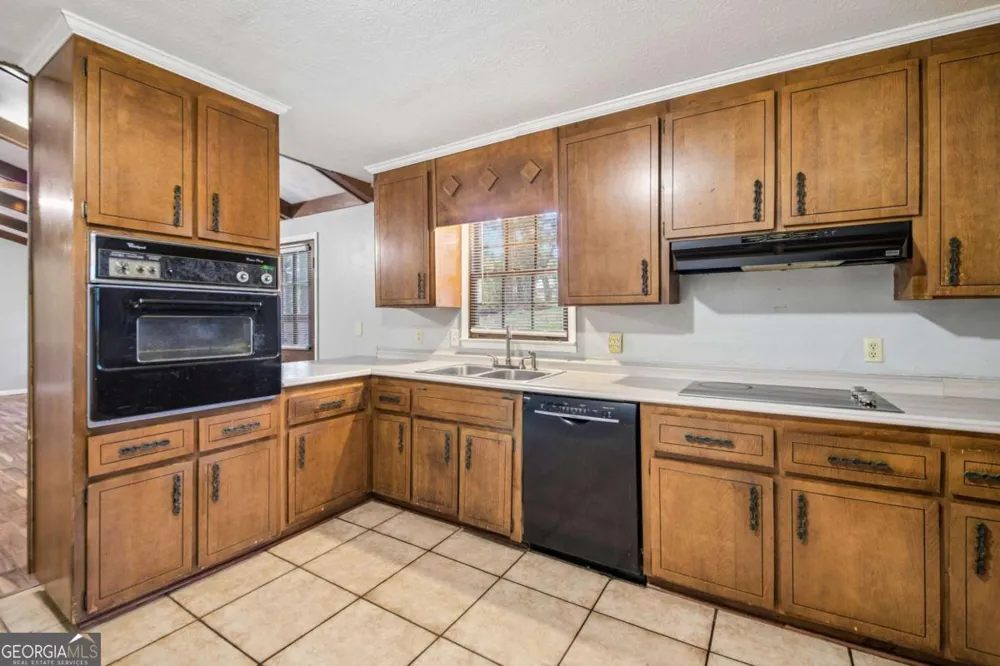 667 Kingswood CT Lithia Springs, GA 30122