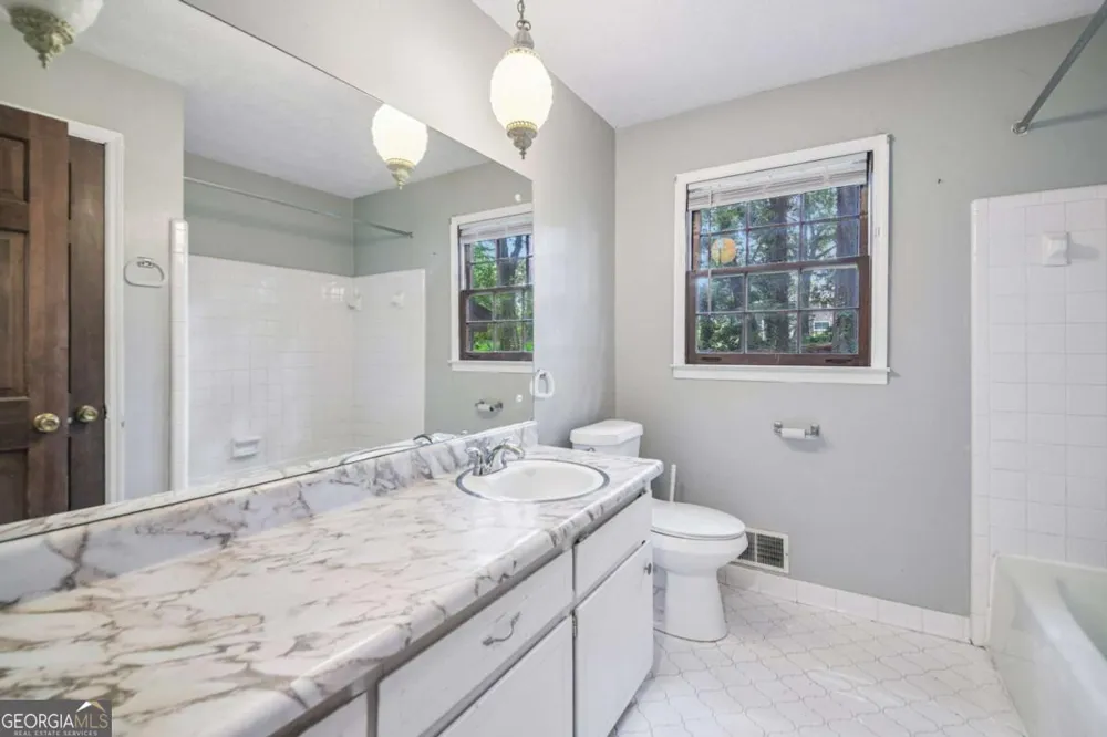 667 Kingswood CT Lithia Springs, GA 30122