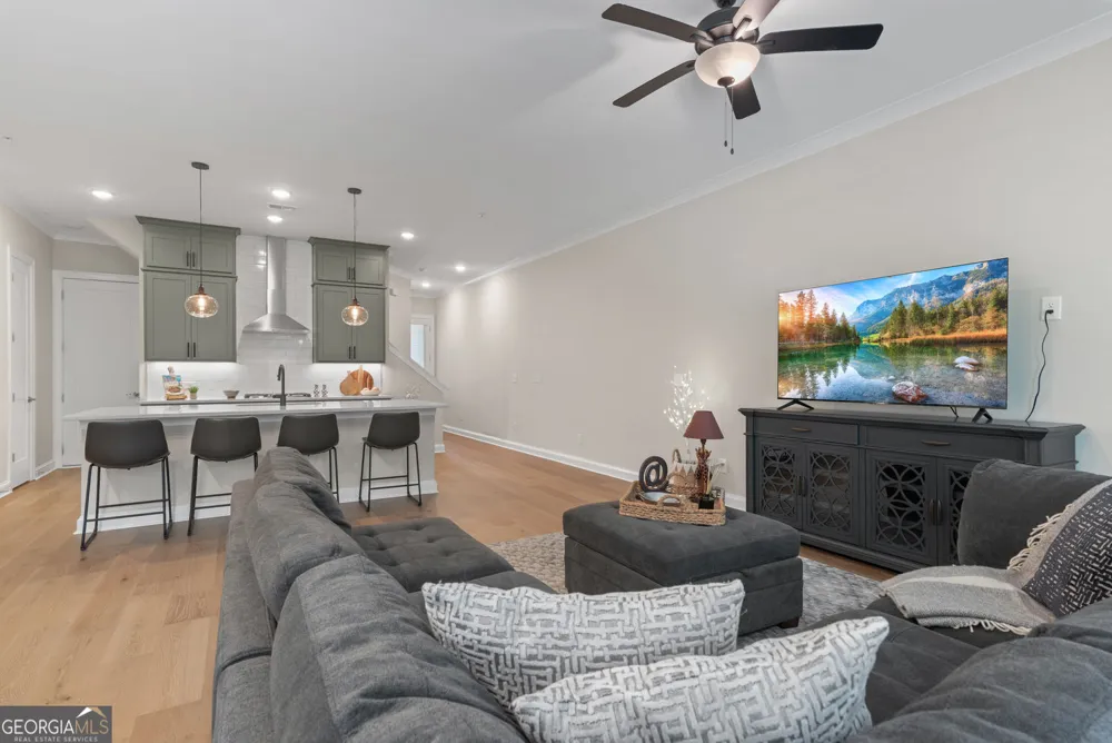300 Walker AVE Roswell, GA 30076