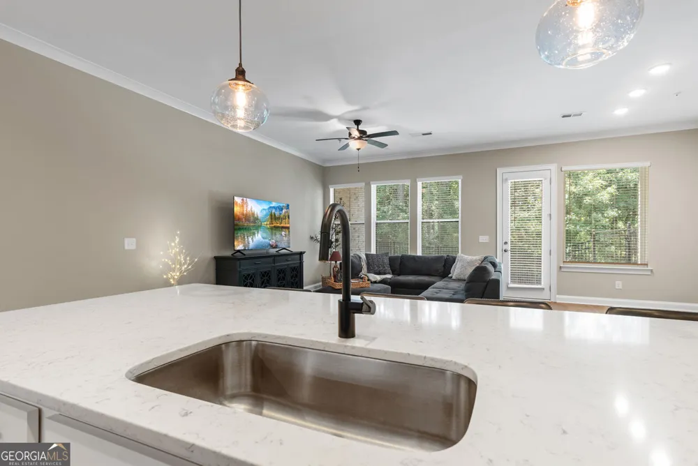 300 Walker AVE Roswell, GA 30076
