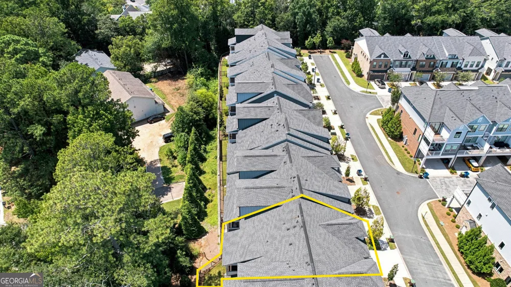 300 Walker AVE Roswell, GA 30076