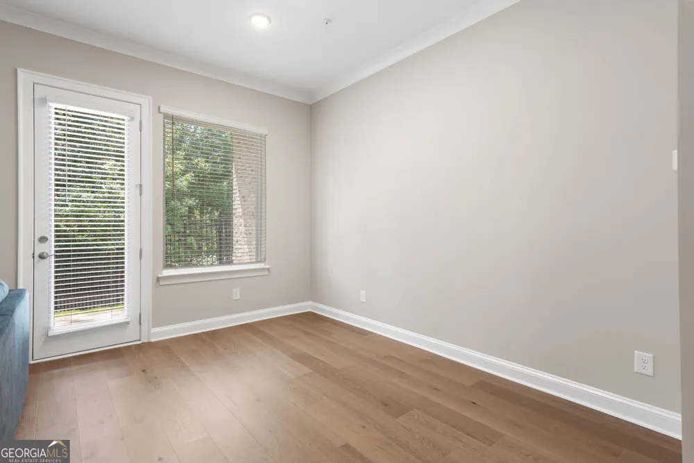 300 Walker AVE Roswell, GA 30076