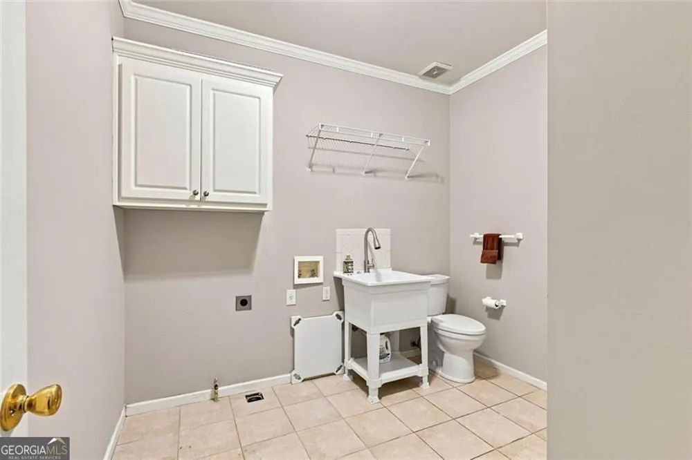 1415 Elgin WAY Cumming, GA 30041